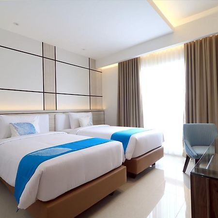 Java Lotus Hotel Jember Luaran gambar