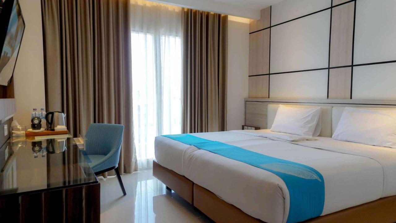 Java Lotus Hotel Jember Luaran gambar