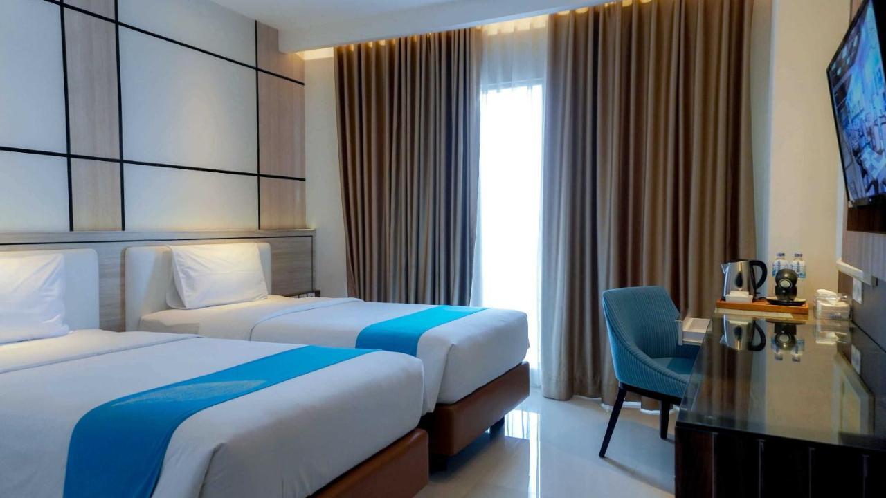 Java Lotus Hotel Jember Luaran gambar