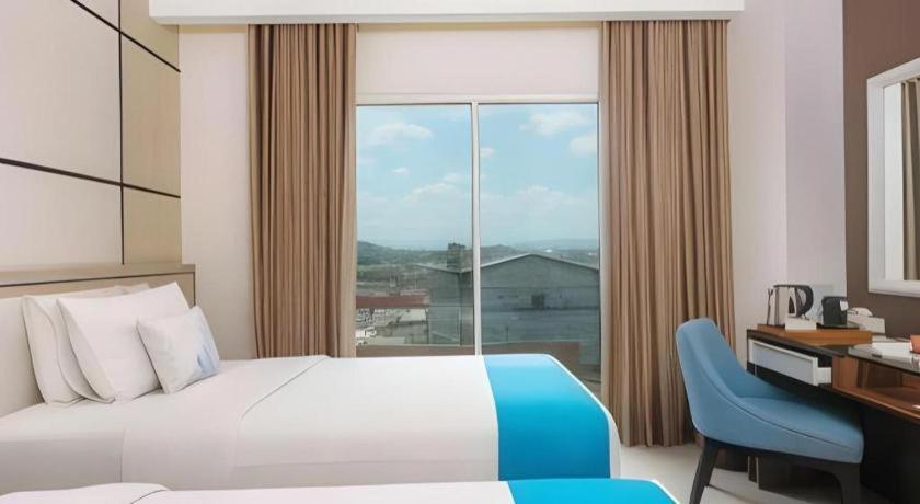 Java Lotus Hotel Jember Luaran gambar